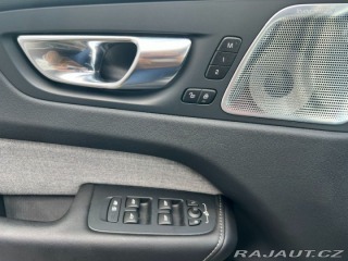 Volvo XC60  2022
