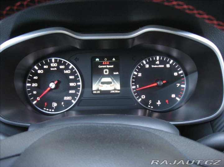 MG ZS 1,5 DVVT 106PS Essential 2023