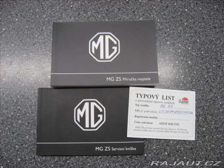 MG ZS 1,5 DVVT 106PS Essential 2023