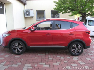 MG ZS 1,5 DVVT 106PS  Essential 2023