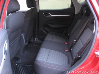 MG ZS 1,5 DVVT 106PS  Essential 2023