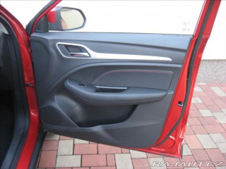 MG ZS 1,5 DVVT 106PS  Essential 2023