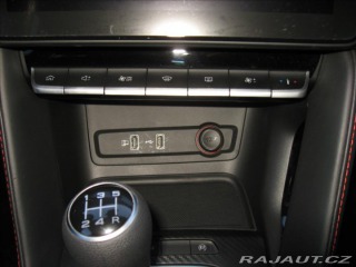 MG ZS 1,5 DVVT 106PS  Essential 2023
