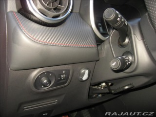 MG ZS 1,5 DVVT 106PS  Essential 2023