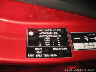 MG ZS 1,5 DVVT 106PS  Essential 2023