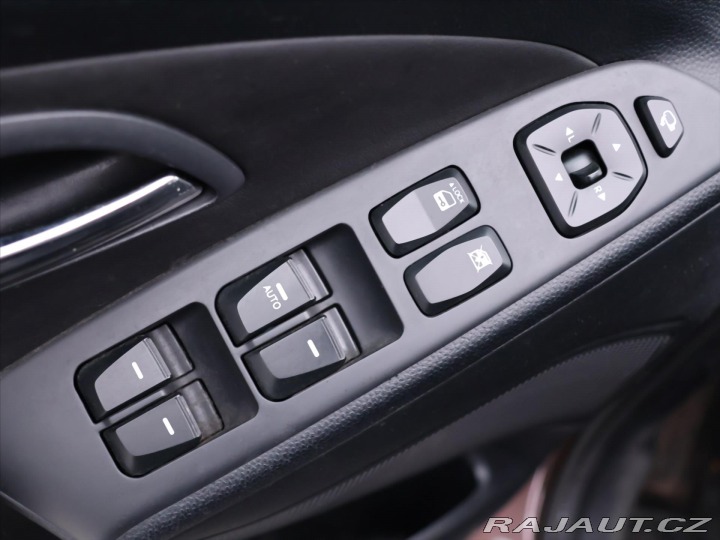 Hyundai ix35 2,0 CRDI 4x4 Trikolor 2012