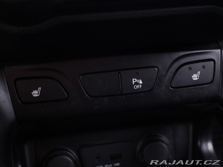 Hyundai ix35 2,0 CRDI 4x4 Trikolor 2012