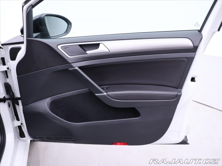 Volkswagen Golf 1,6 TDI Highline Xenon 1. 2015
