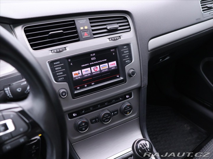 Volkswagen Golf 1,6 TDI Highline Xenon 1. 2015