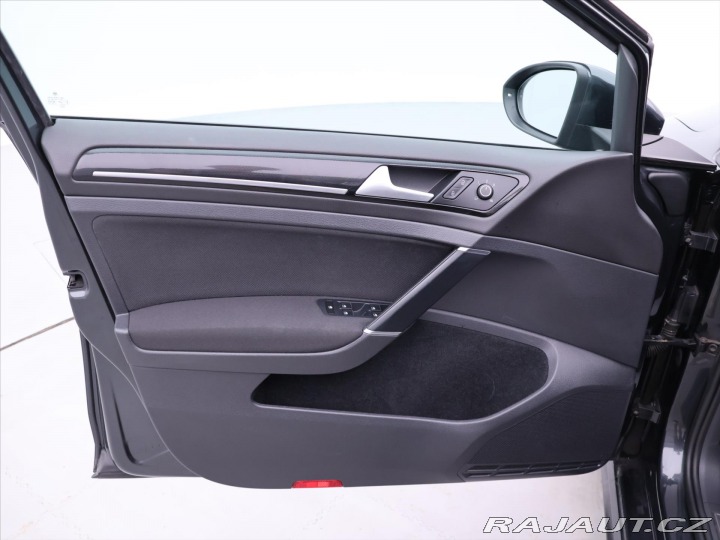 Volkswagen Golf 2,0 GTD 135 KW XE Serv.Kn 2015