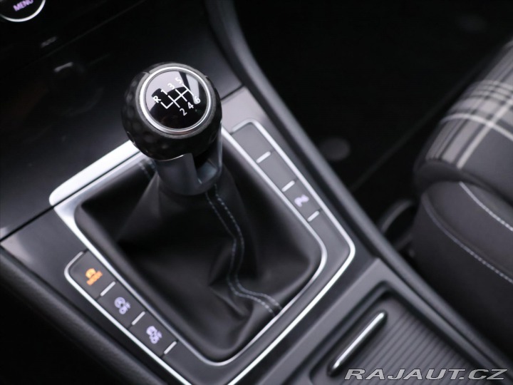 Volkswagen Golf 2,0 GTD 135kW Serv.Kniha 2015