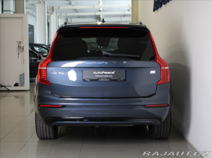 Volvo XC90 2,0 T8R 455koní 7.míst EL 2022