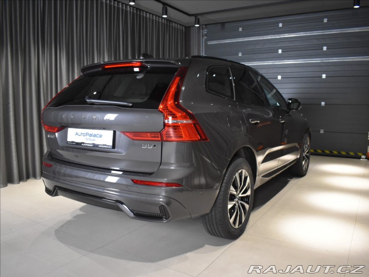 Volvo XC60 2,0 B5 AWD Plus Dark 2024