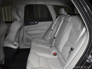 Volvo XC60 2,0 B5 AWD Plus Dark 2024