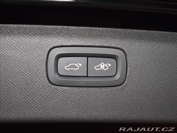 Volvo XC90 2,0 B5 AWD ULT Vzduch,Pan 2024