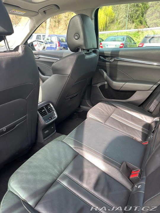 Škoda Octavia 2,0   2 TDI 110 KW DSG/PA 1800