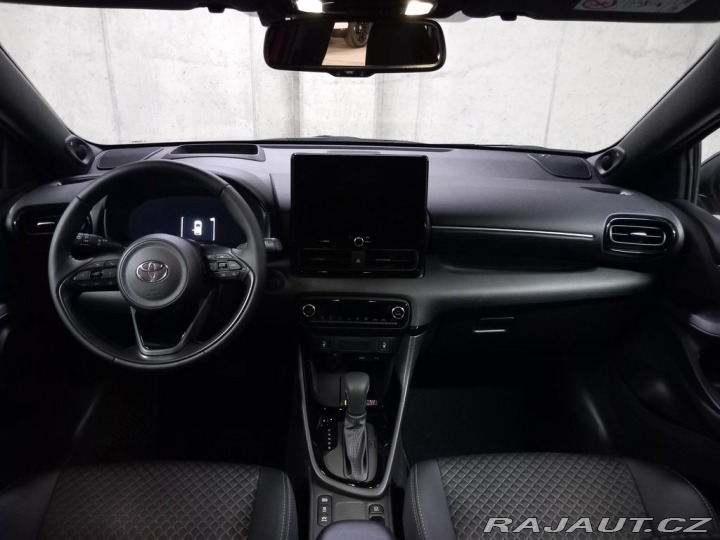 Toyota Yaris Executive VIP 1.5 Hybrid 2025