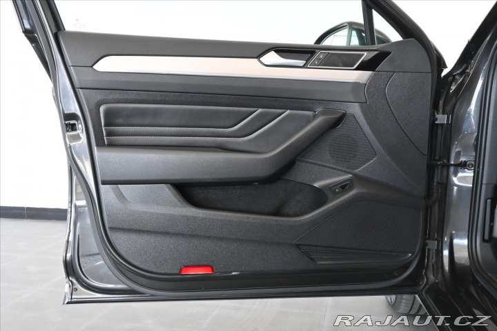 Volkswagen Passat 2,0 TDI 147 kW ELEGANCE Z 2020
