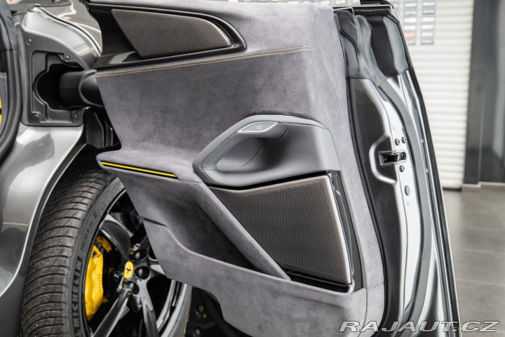 Ferrari Purosangue  1800