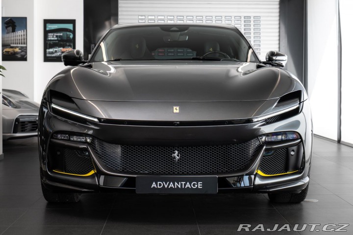 Ferrari Purosangue 2024