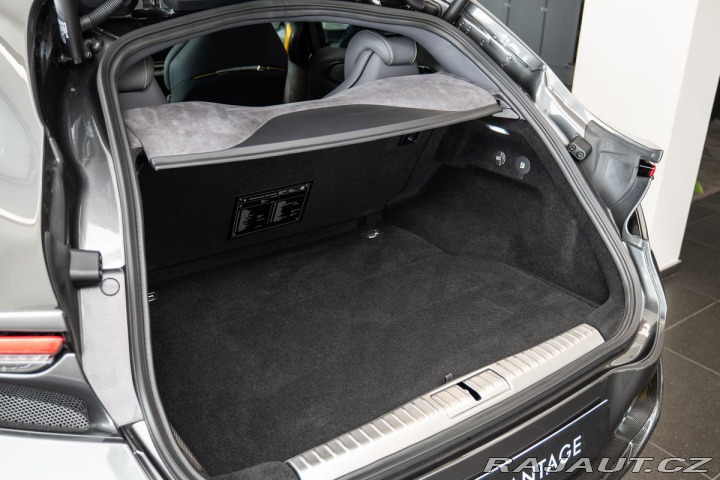 Ferrari Purosangue  1800