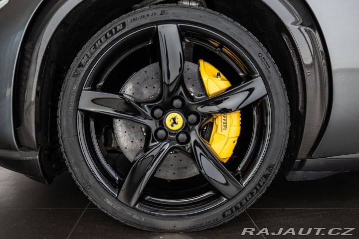 Ferrari Purosangue  1800