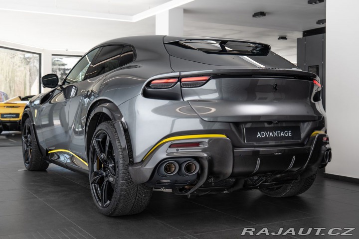 Ferrari Purosangue  1800