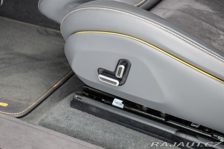 Ferrari Purosangue  1800