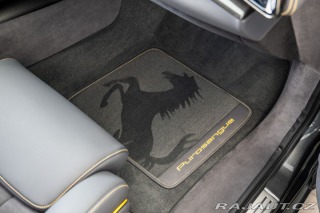 Ferrari Purosangue  2024