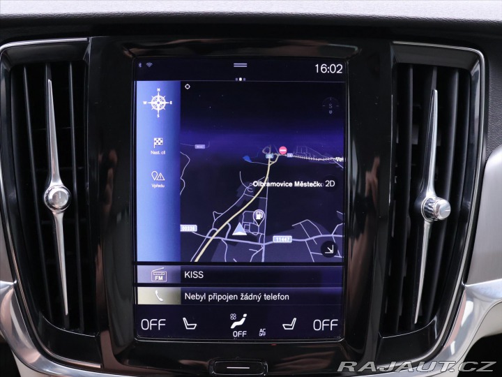 Volvo V90 2,0 D4 140kW Aut. Momentu 2017