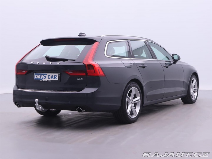 Volvo V90 2,0 D4 140kW Aut. Momentu 2017