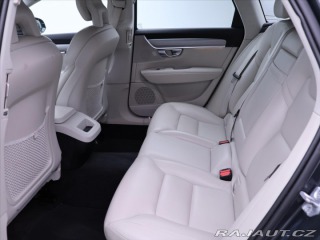 Volvo V90 2,0 D4 140kW Aut. Momentu 2017