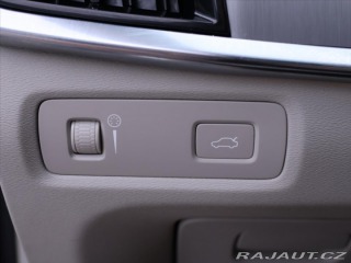 Volvo V90 2,0 D4 140kW Aut. Momentu 2017