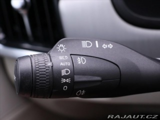 Volvo V90 2,0 D4 140kW Aut. Momentu 2017