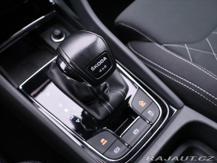 Škoda Karoq 2,0 TDI DSG 4x4 Sportline 2022