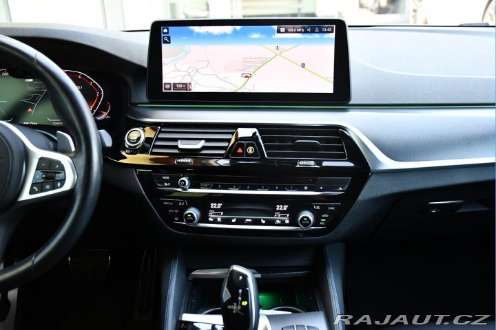 BMW 5 530d xD M-SPORT TAŽNÉ ČR 2023