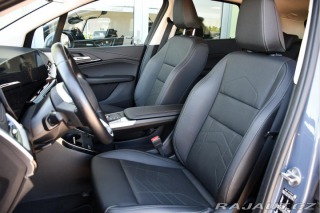 BMW 2 218i LUXURY LINE H/K 1M T 2023