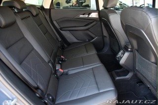 BMW 2 218i LUXURY LINE H/K 1M T 2023