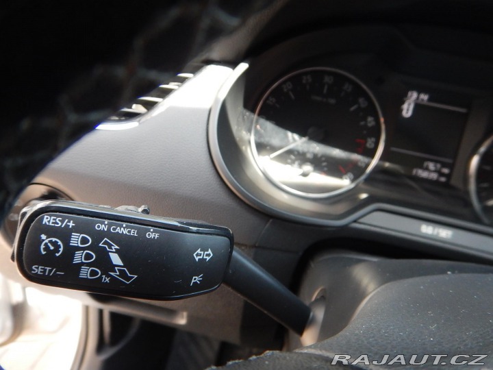 Škoda Octavia 1.6 TDI, ČR, KLIMA 2015