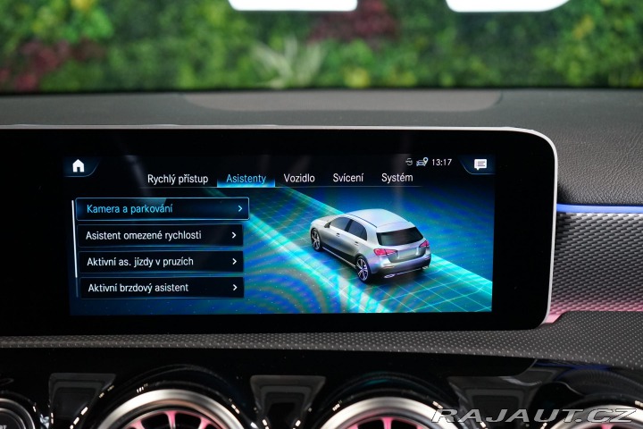 Mercedes-Benz A 180 LED MBUX Navi Kamera 2019