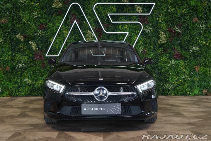 Mercedes-Benz A 180 LED MBUX Navi Kamera 2019