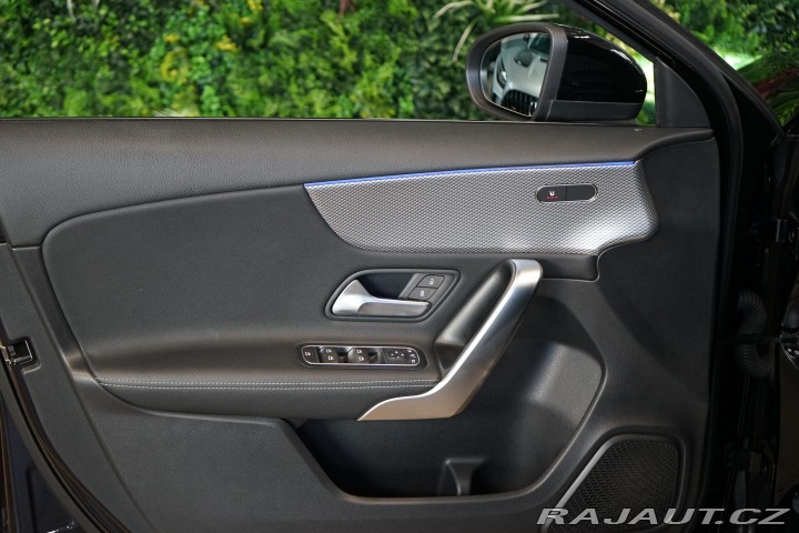 Mercedes-Benz A 180 LED MBUX Navi Kamera 2019