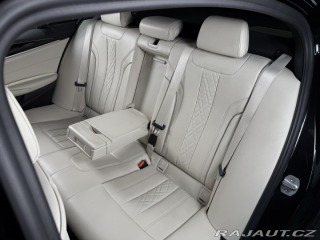 BMW 5 M550ix*HUD*H&K*360*Ke 2018