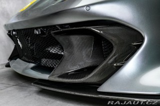 Ferrari 812 2022