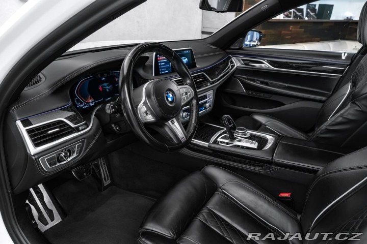 BMW 7 4.4 750i xDrive AT 1800