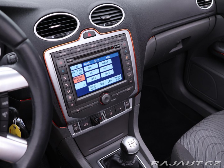 Ford Focus 2,0 i 107KW Klima PininFa 2007