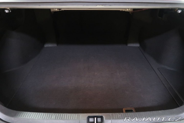 Toyota Camry 2.5Hybrid,CZ,1Maj,Executi 2024
