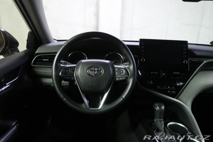Toyota Camry 2.5Hybrid,CZ,1Maj,Executi 2024