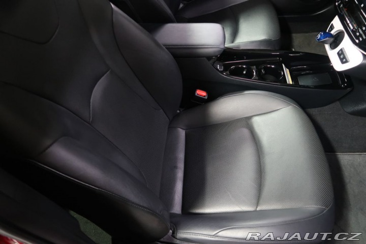 Toyota Prius 1.8PHEV,CZ,AT 2017