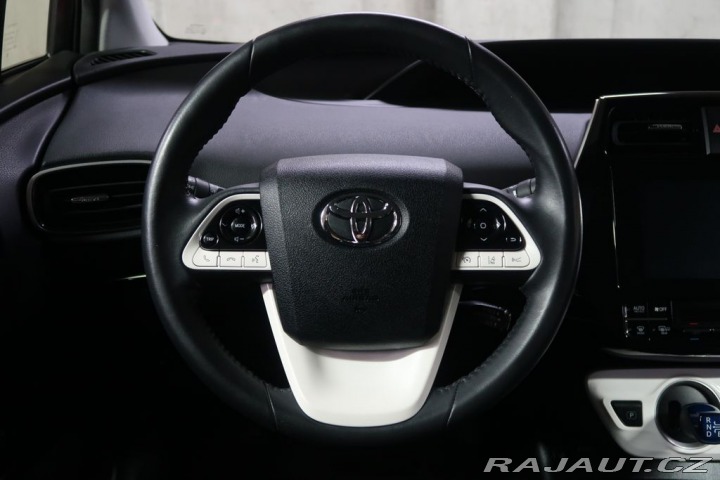 Toyota Prius 1.8PHEV,CZ,AT 2017